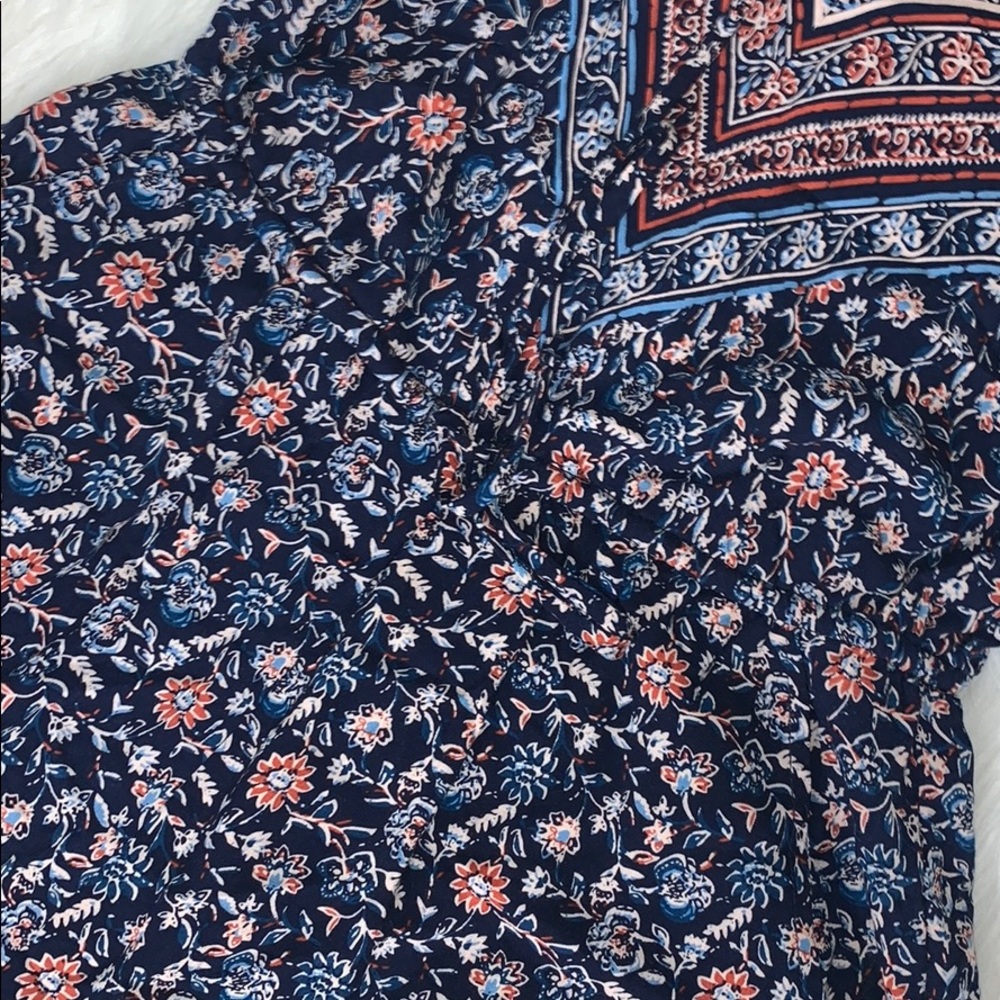 Patterned Romper 🌺 - Picture 2 of 2